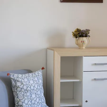 Apartamento Spacious For 6 Guests With A Bathtub In By Renters
