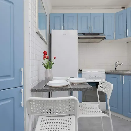 Spacious For 6 Guests With A Bathtub In By Renters Apartamento Varsóvia